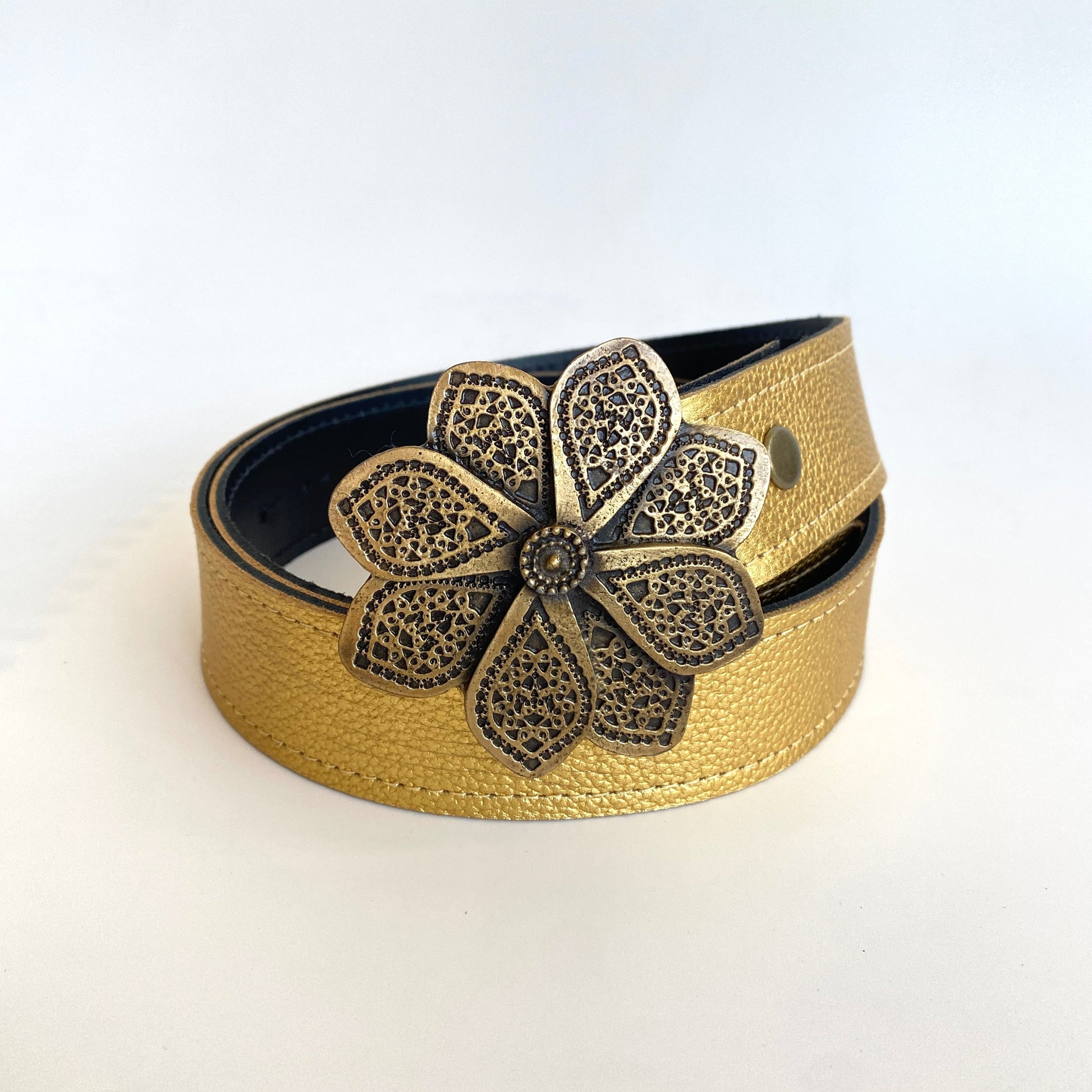 Cinturón Dorado Texturado