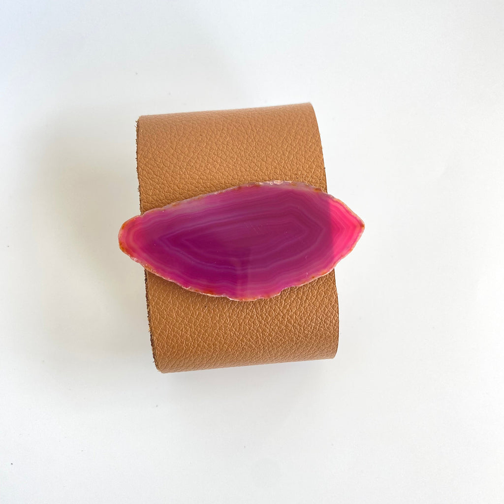 Brazalete Camel Ágata Fucsia