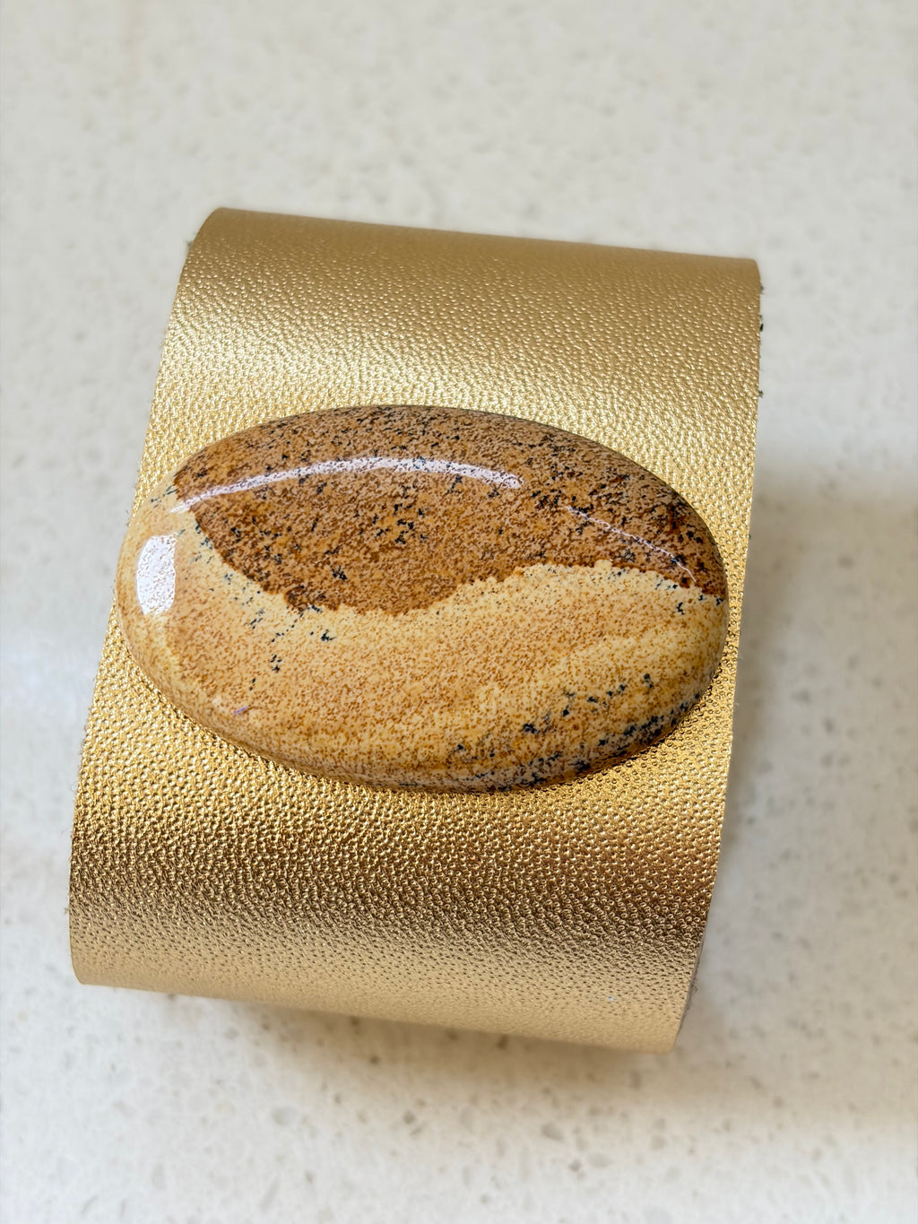 Brazalete Ágata Dorado Summer Sale
